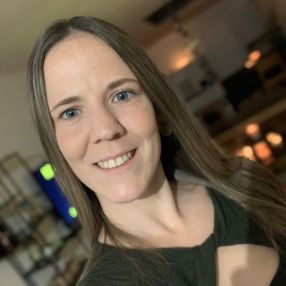Kelly, Babysitter in Geraardsbergen
