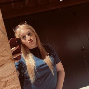 Noor, Babysitter à Merksplas