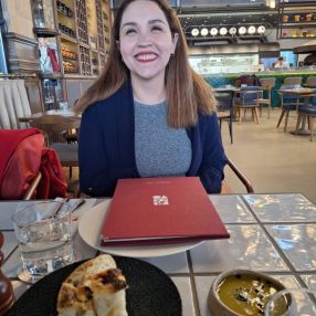 Emine Ozge, Gezin in Leuven
