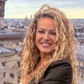 Manuella, Babysitter à Fosses-la-Ville