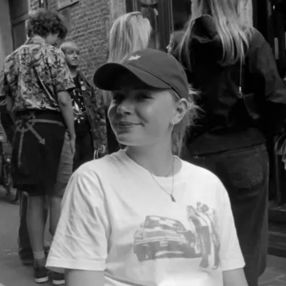 Anna, Babysitter in Asse