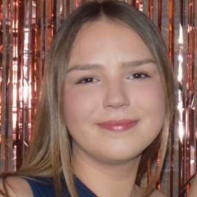 Seliana, Babysitter in Putte