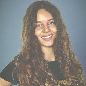 Eliza, Babysitter à Fosses-la-Ville