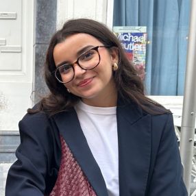 Hajar, Babysit in Ottignies-Louvain-la-Neuve