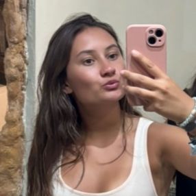 Léa, Babysitter à Saint-Georges-sur-Meuse