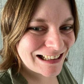 Ellen, Babysitter à Linter