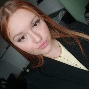 Olivia, Babysit in Awans