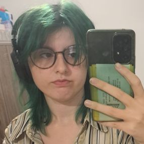 Kyara, Babysitter à Gent