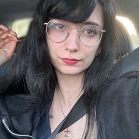 Valentina, Babysitter à Waregem