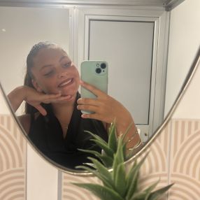 Amelia, Babysitter in Houthalen-Helchteren