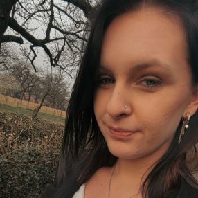 Roxeanne, Babysitter à Schoten