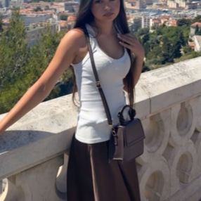 Jelena, Babysitter in Boom