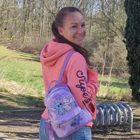 Sophie, Babysitter à Genval
