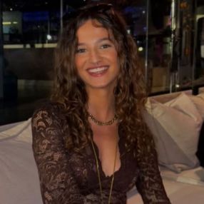 Shaya, Babysitter à Herstal
