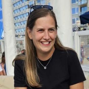 Jennifer, Babysit in Beauraing