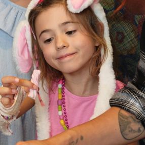 Ayla, Family in Willebroek