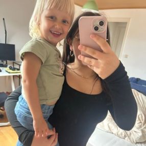 Zoë, Babysit in Herzele