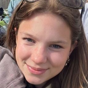 Lucie, Babysitter à Schaarbeek