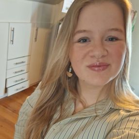 Ilana, Babysit in Gooik