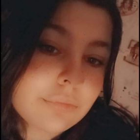 Lena, Babysit in Leuze-en-Hainaut
