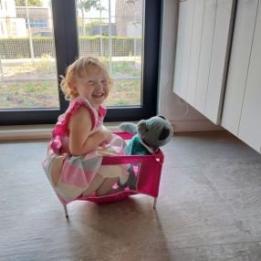 Tamara, Gezin in Staden