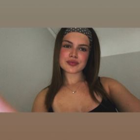 Malicia, Babysitter à Binche