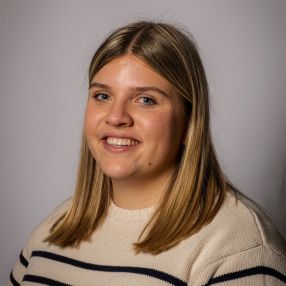Lotte, Babysitter à Londerzeel