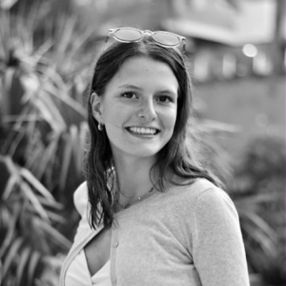 Ines, Babysit in Fernelmont