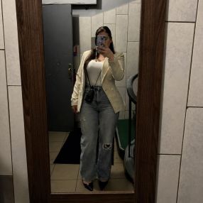 Yasmina, Babysitter à Mortsel