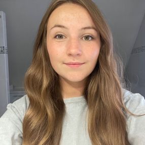 Jente, Babysitter à Riemst