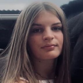 Aurore, Babysitter à Morlanwelz
