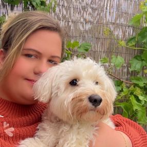 Lynn, Babysit in Ruisbroek
