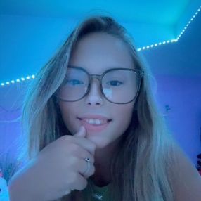 Noelia, Babysitter à Herstal