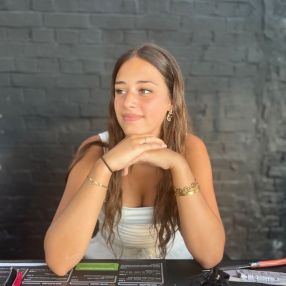 Justine, Babysit in Frasnes-lez-Anvaing