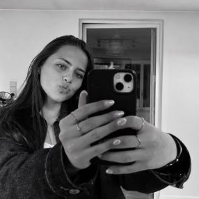 Nour, Babysit in Leopoldsburg