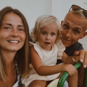 Xena, Family in Roeselare