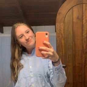 Alixe, Babysitter à Kaprijke