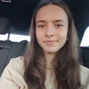 Cara, Babysit in Ichtegem