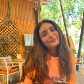 Elen, Babysit in Kontich