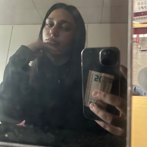 Meryem, Babysitter in Zele