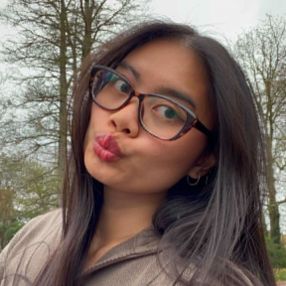 Atasha, Babysitter à Brugge
