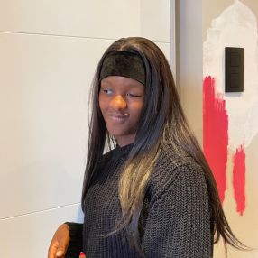 Natha, Babysitter à Putte