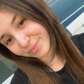 Oumnia, Babysitter à Dendermonde