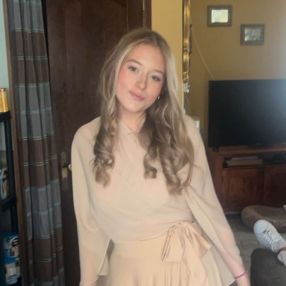 Lucie, Babysit in Thimister-Clermont