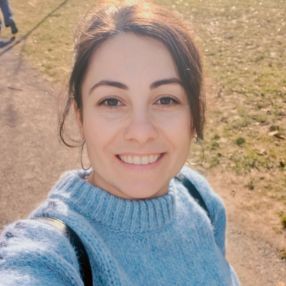 Kaliopi Agapi, Babysitter à Antwerpen