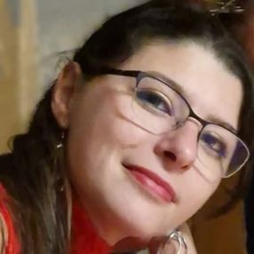 Stacy, Babysitter in Marche-en-Famenne