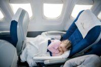 Viajar con niños pequeños: los 5 mejores inventos