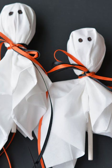 Manualidades de Halloween para niños, piruleta fantasma
