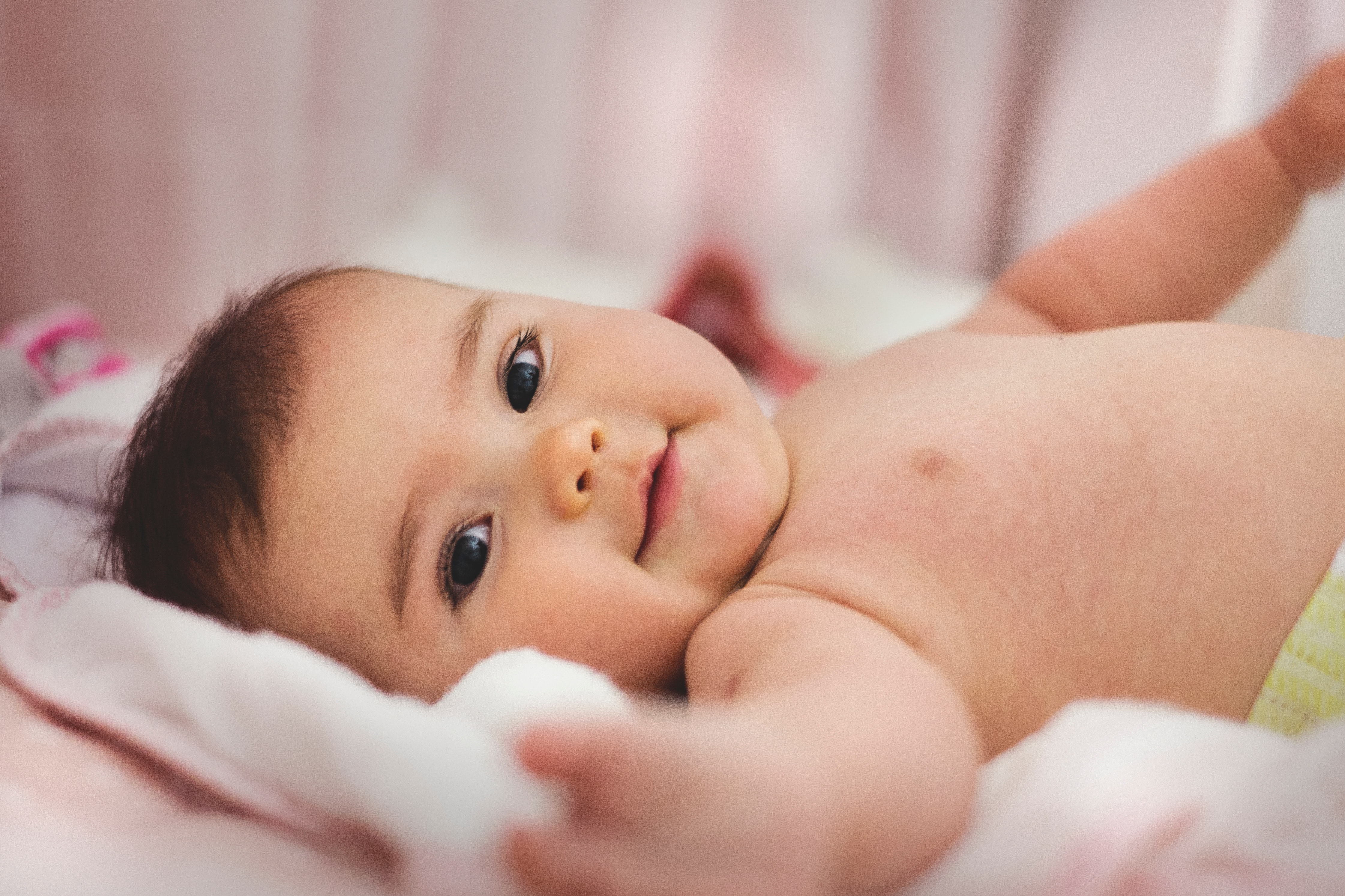 Ejercicios de estimulación temprana para hacer con tu bebé de 0 a 6 meses