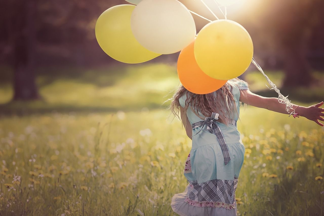 Fiesta de cumpleaños para niños en casa globos